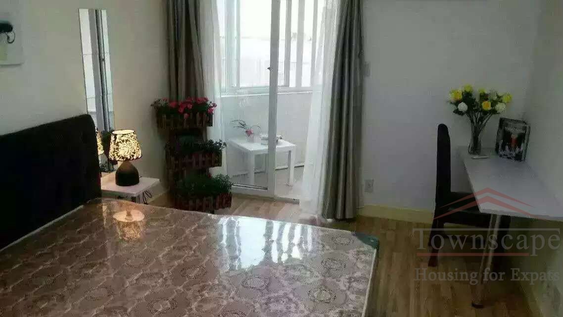 Shanghai 3br apartment 3BR Apartment for rent in Xuhui between Indoor Stadium and Xujiahui