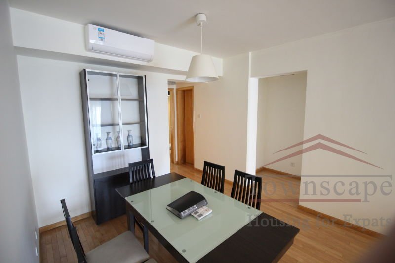 Jingan apartment for rent Modern 3BR Apartment for rent nr Jingan Temple - free clubhouse