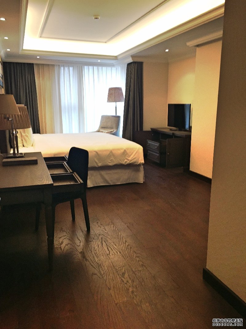 Shanghai service apartments 3BR High-End Service Apartment in Jingan