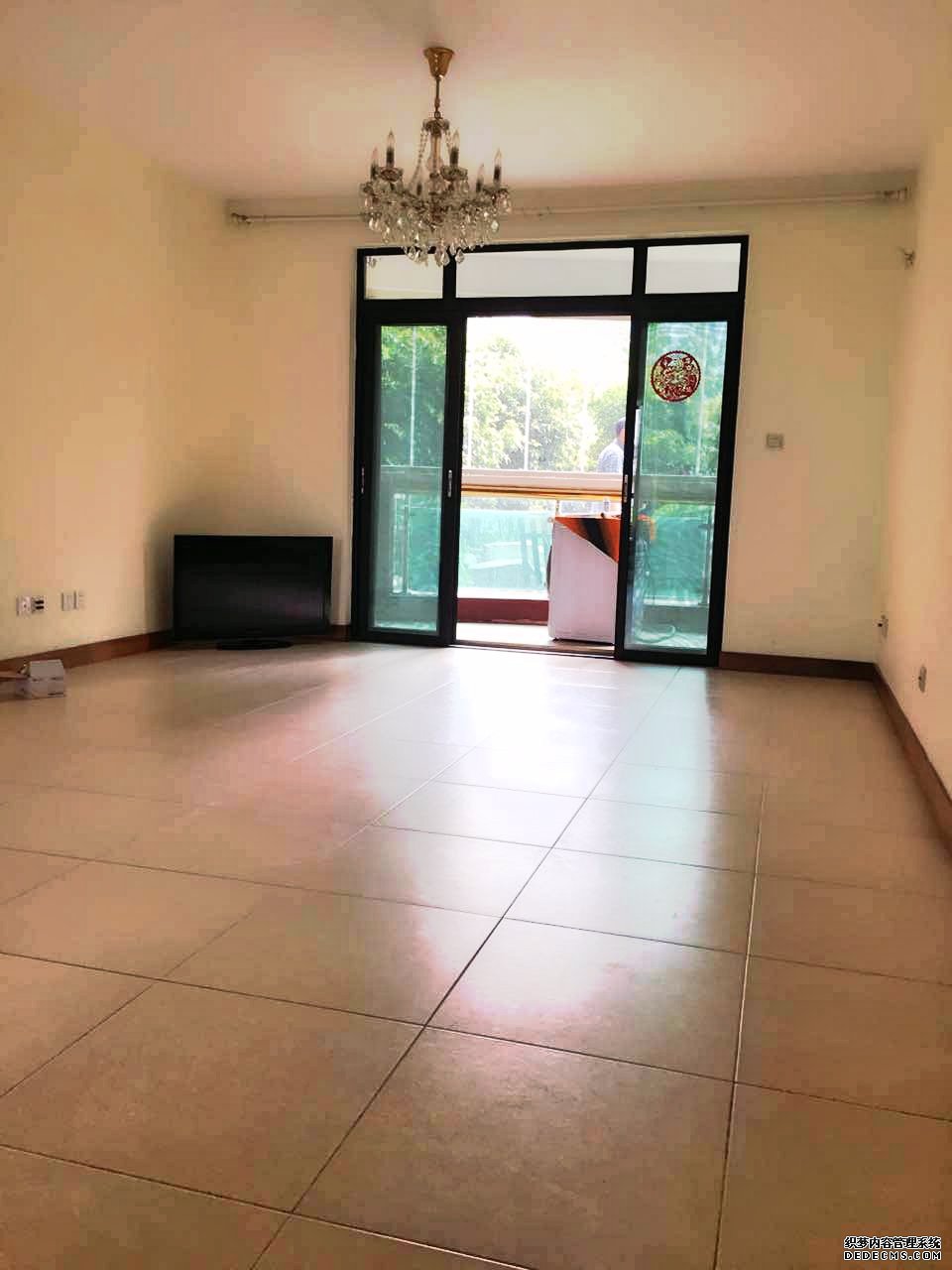  160sqm 3BR Apartment for rent next to Changping Road