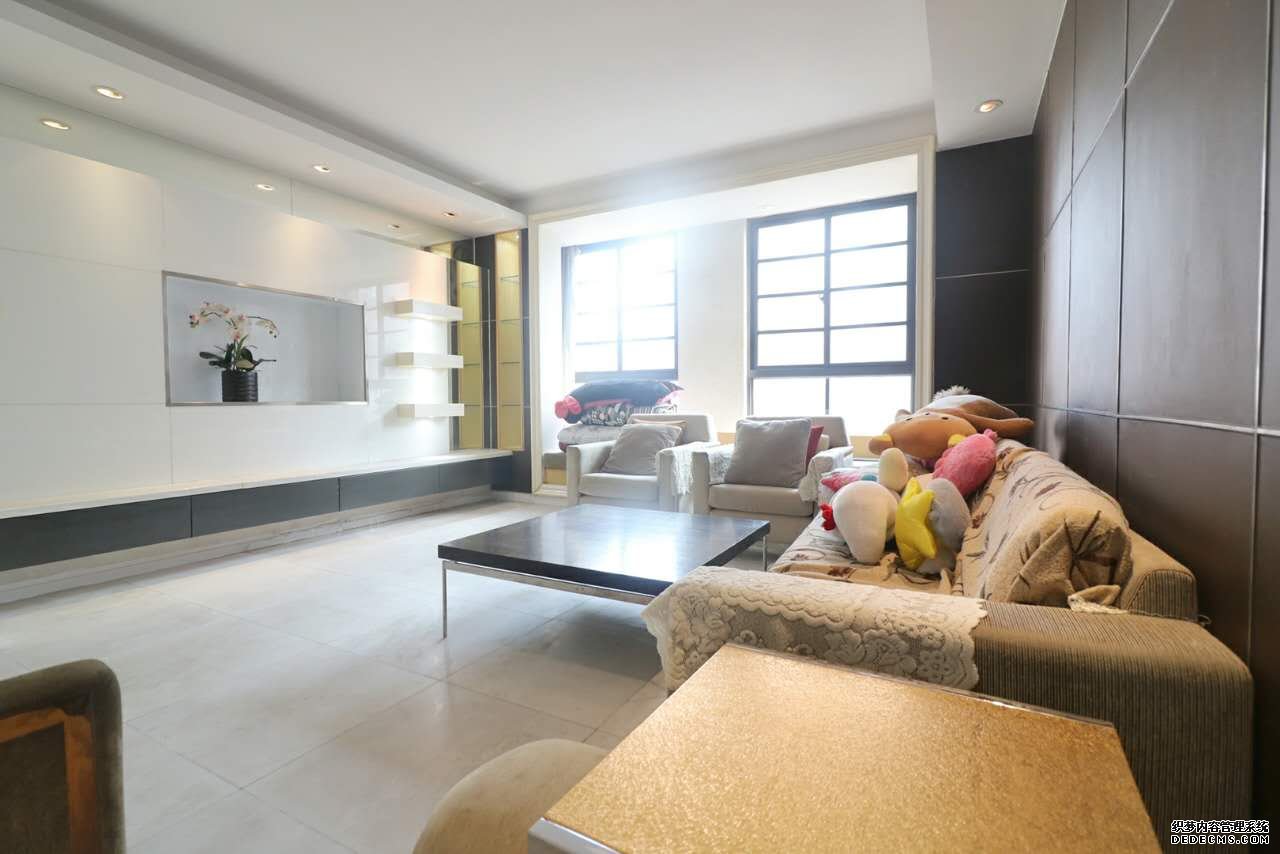 Shanghai apartment for rent Modern, spacious 4BR Apartment at Dapuqiao