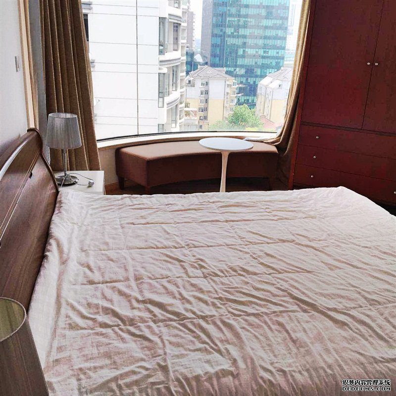 Jingan apartment for rent Sunny 3BR Apartment for rent in Top of City