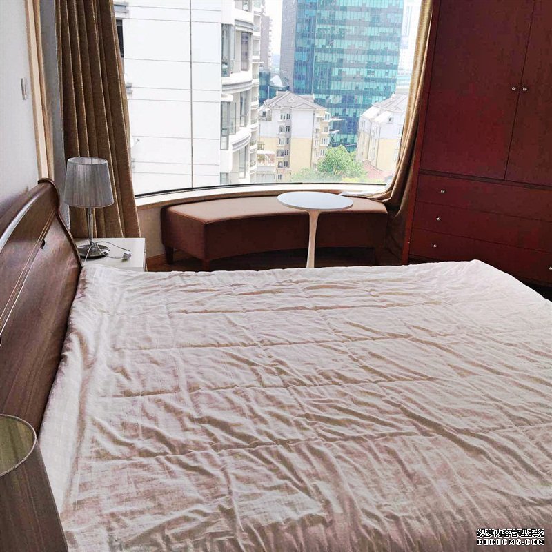 Jingan apartment for rent Sunny 3BR Apartment for rent in Top of City