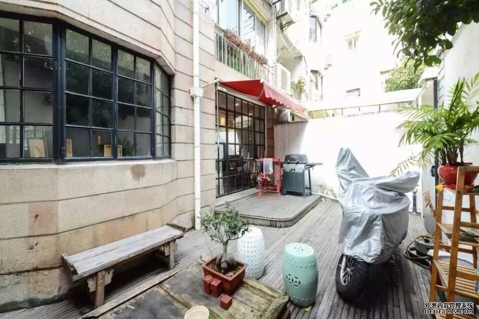 downtown shanghai garden apartment Spacious 3BR Lane House + 50sqm garden + Wall Heating