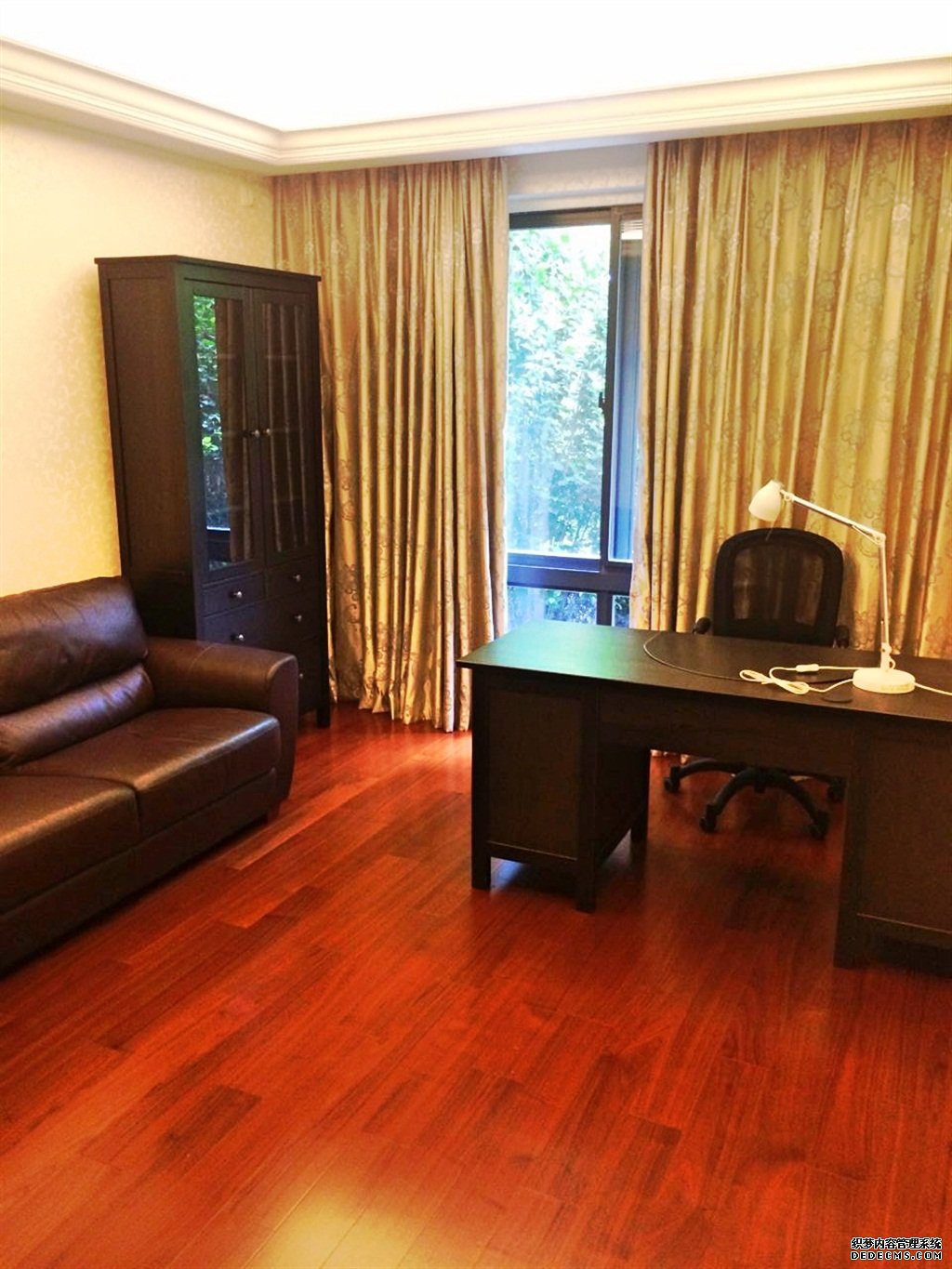  Big 3BR Apartment with Private Garden near West Nanjing Rd