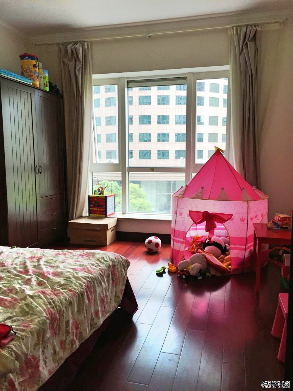 shanghai modern apartment Spacious 2BR, 180sqm Apartment for rent near Xintiandi