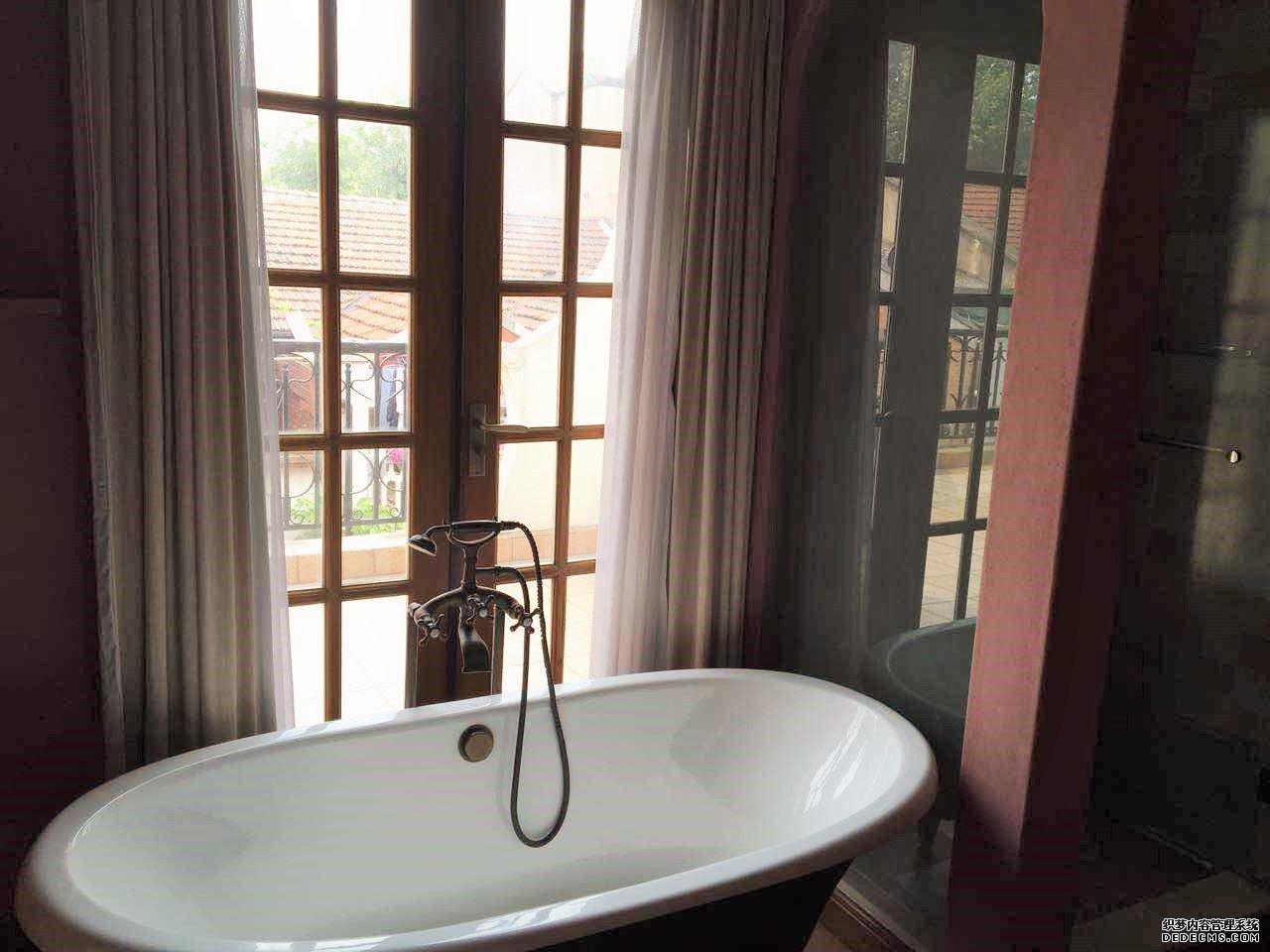  Excellent Lane House nr Jing