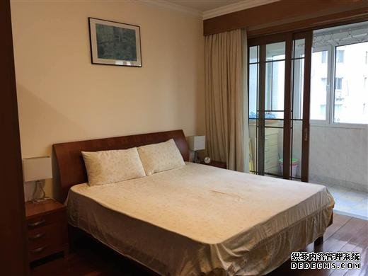  Comfortable 1.5BR Apartment for Rent in Xuhui