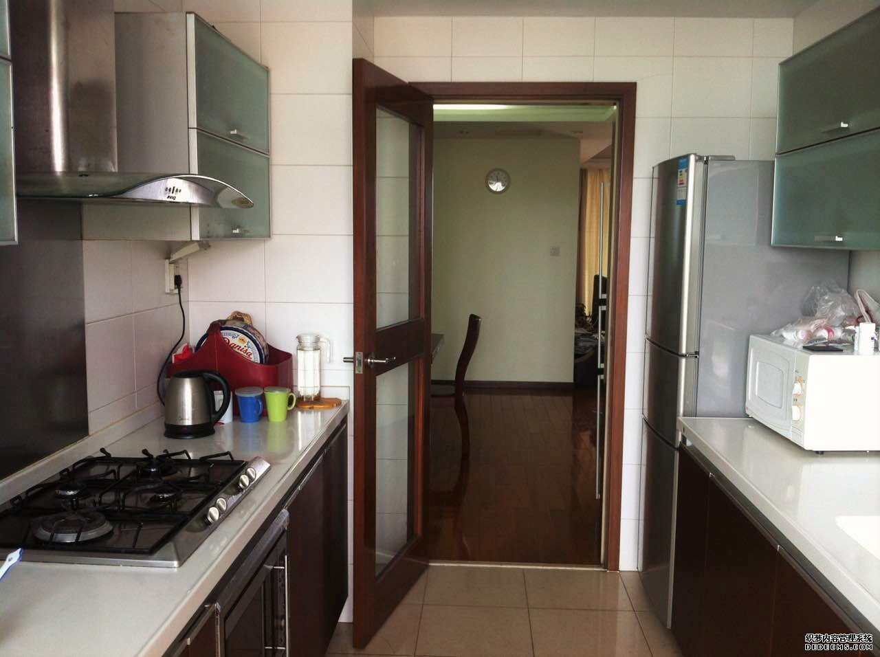  4BR Family Apartment in Yanlord Riviera (Changning)