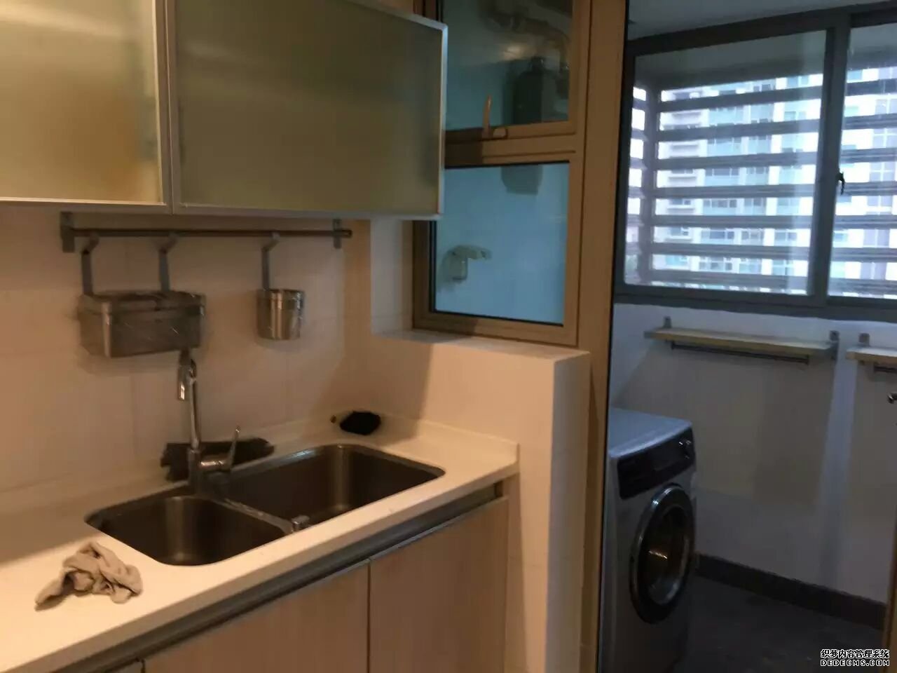  3BR Apartment in 8 Park Avenue, Jingan