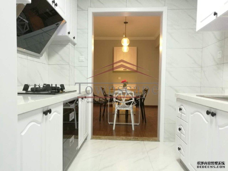  Well-priced 3BR Apartment for rent in Pudong