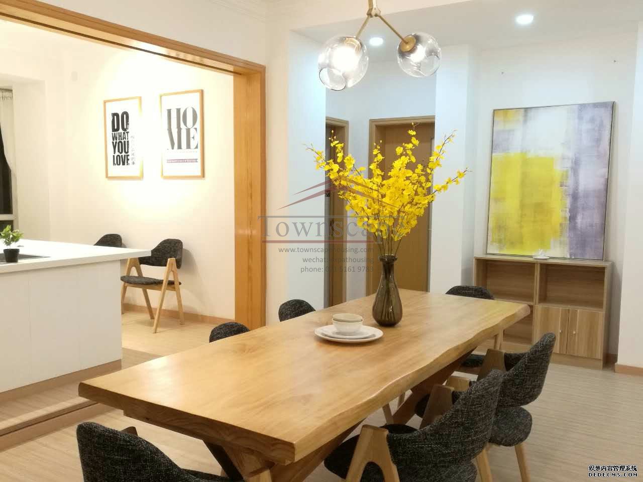  Modern 3.5BR Apartment in Lujiazui