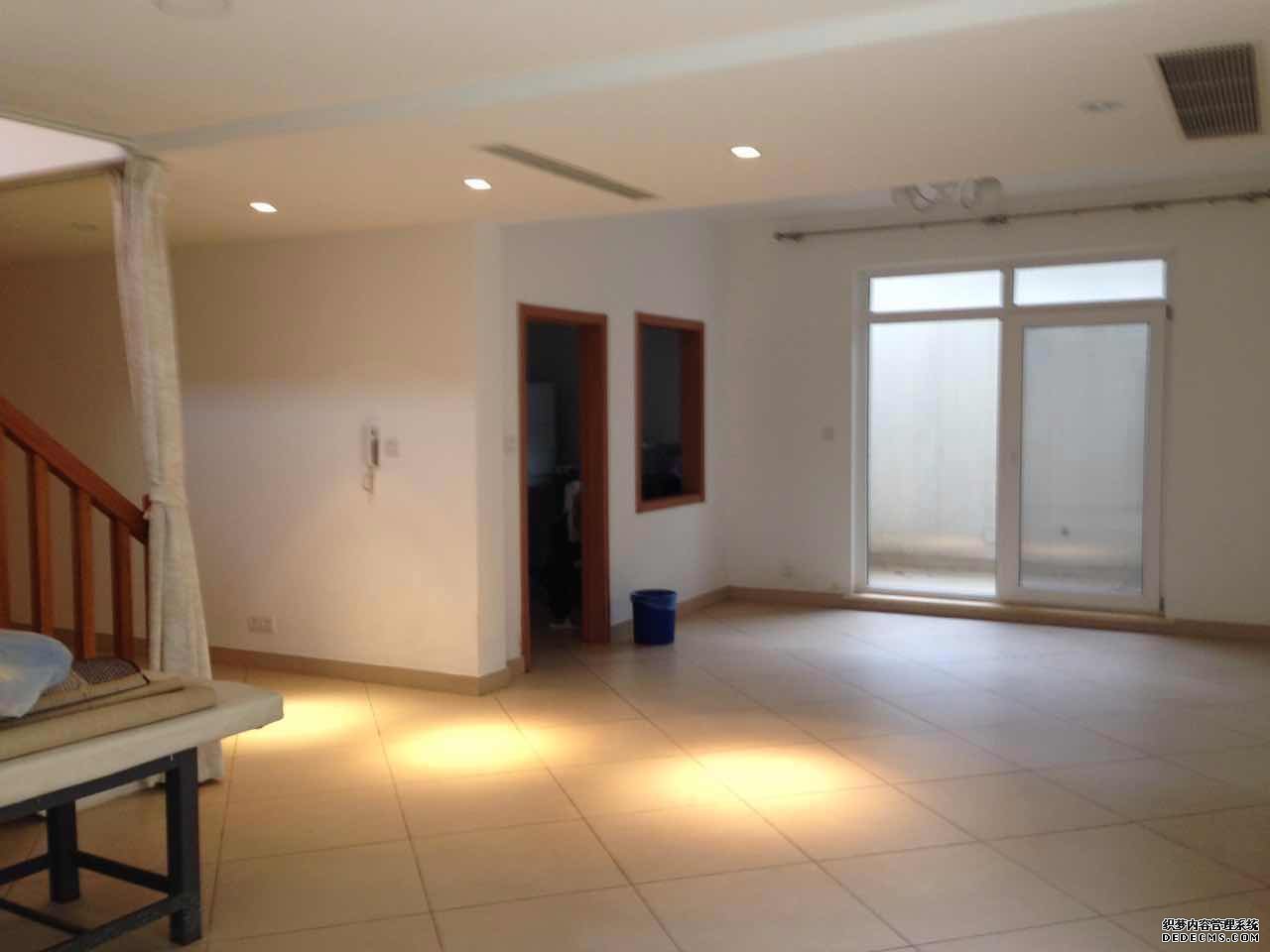  4BR Villa in Songjiang near Line 9 Sheshan station