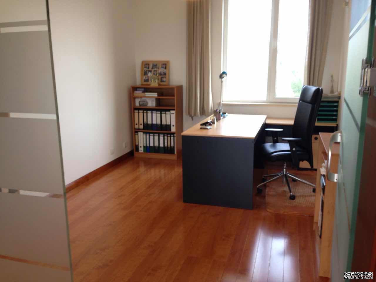  4BR Villa in Songjiang near Line 9 Sheshan station