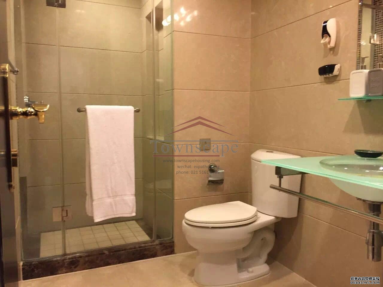  Elegant 2BR Apartment in Shimao Riviera