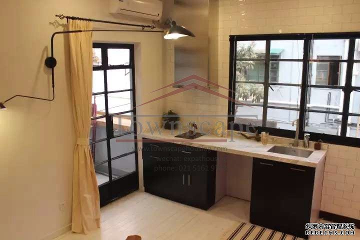  Renovated Lane Apartment with Balcony at Taiyuan Road