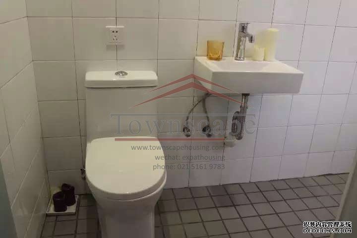  Renovated Lane Apartment with Balcony at Taiyuan Road