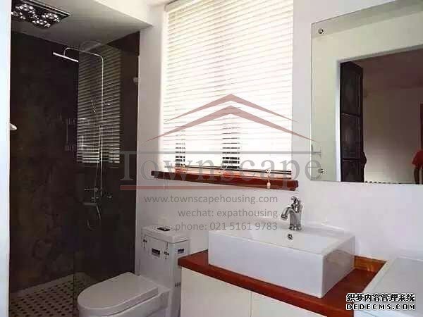  1BR Lane Apartment with Front Yard nr Changshu Rd Metro