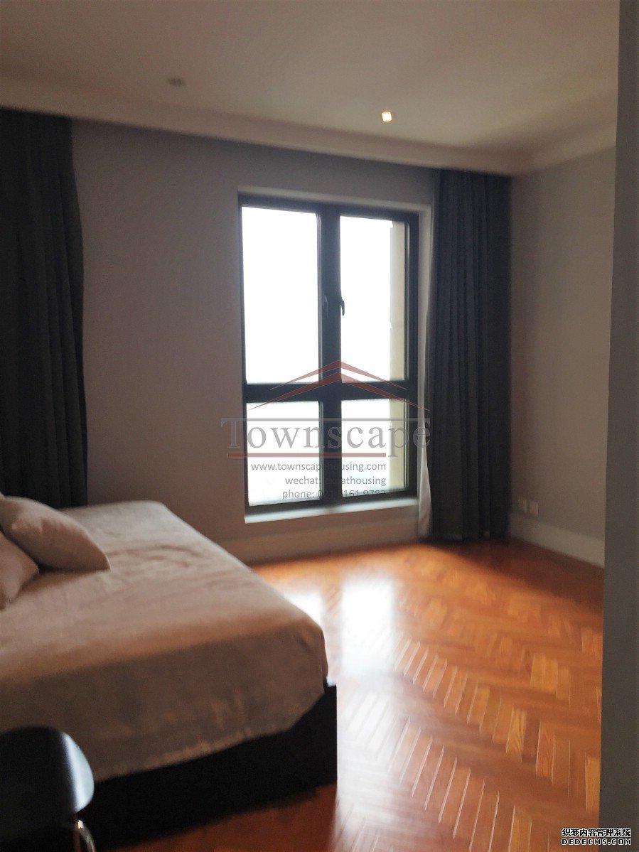  Excellent 3BR Apt in Lakeville Regency, Xintiandi