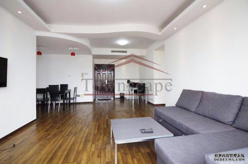  Clean High-Floor 3BR Apartment at Yuyuan