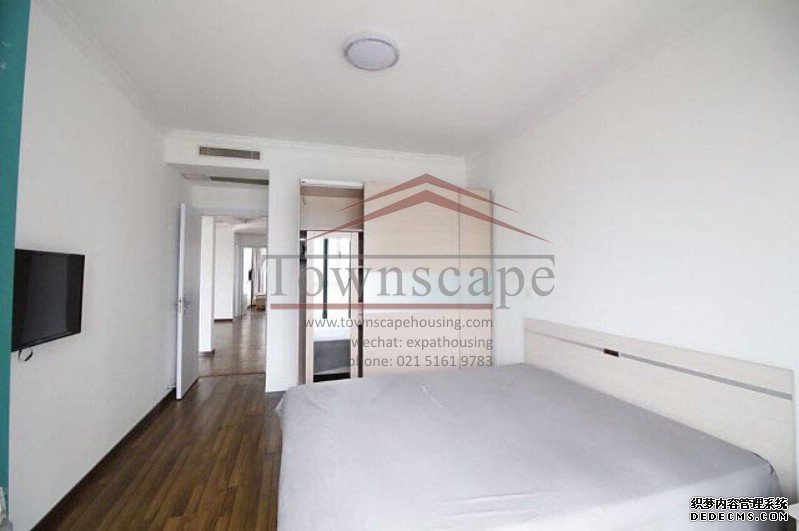  Clean High-Floor 3BR Apartment at Yuyuan