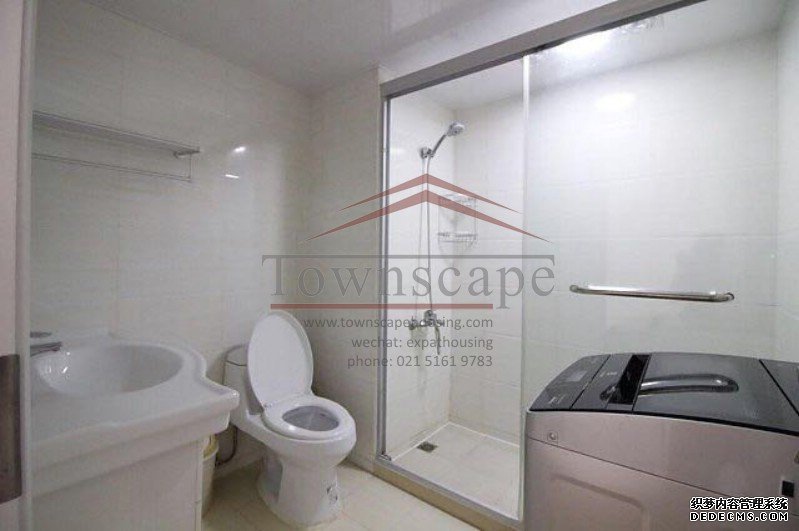  Clean High-Floor 3BR Apartment at Yuyuan