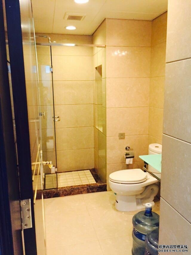  Competitively priced 2BR in Shimao Riviera, Lujiazui