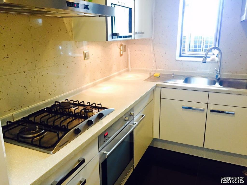  Competitively priced 2BR in Shimao Riviera, Lujiazui