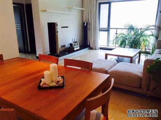  Competitively priced 2BR in Shimao Riviera, Lujiazui