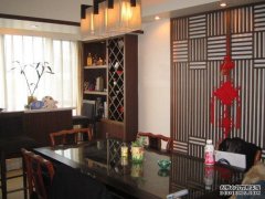   Spacious 5BR Triplex Apartment w/Garden in Hongqiao