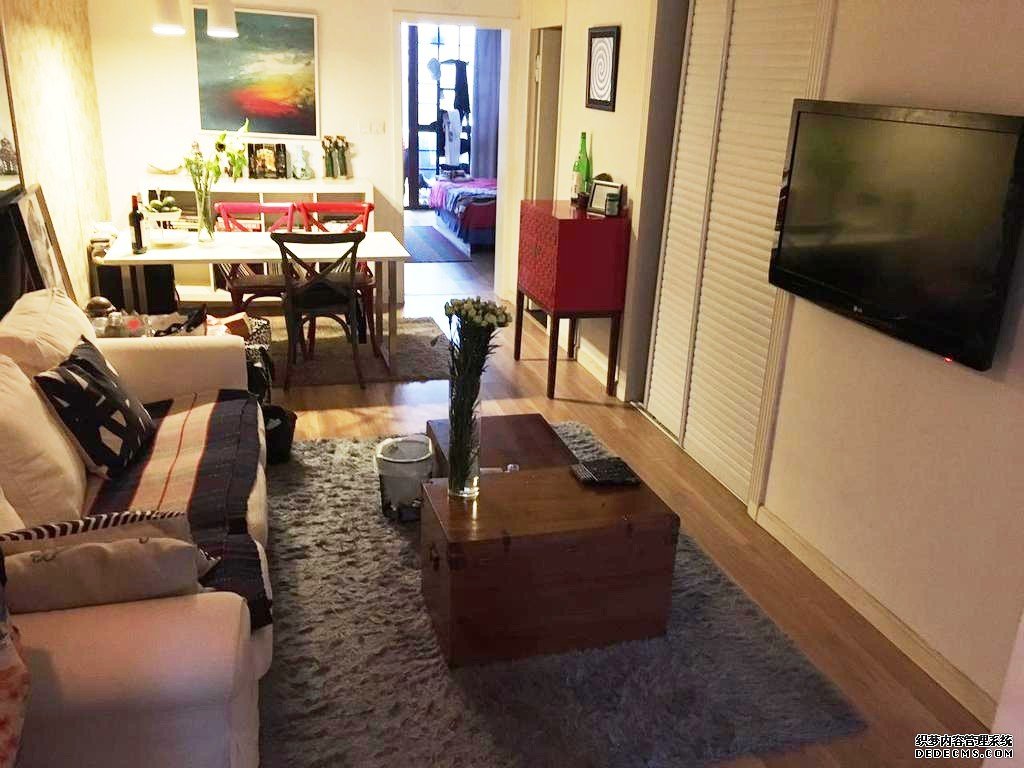  Spacious 1.5BR Apartment in FFC