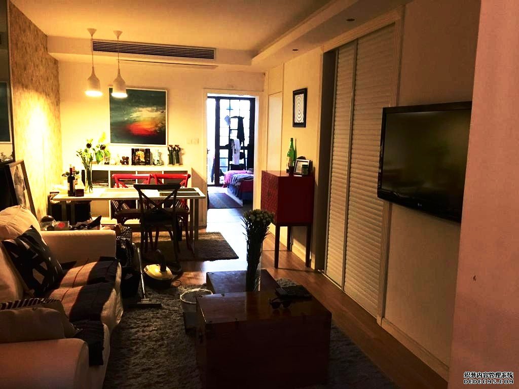  Spacious 1.5BR Apartment in FFC