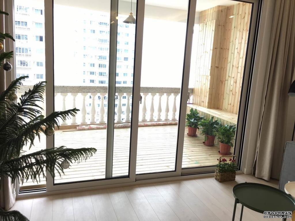  Luxury 4BR Apartment - Central location nr IAPM