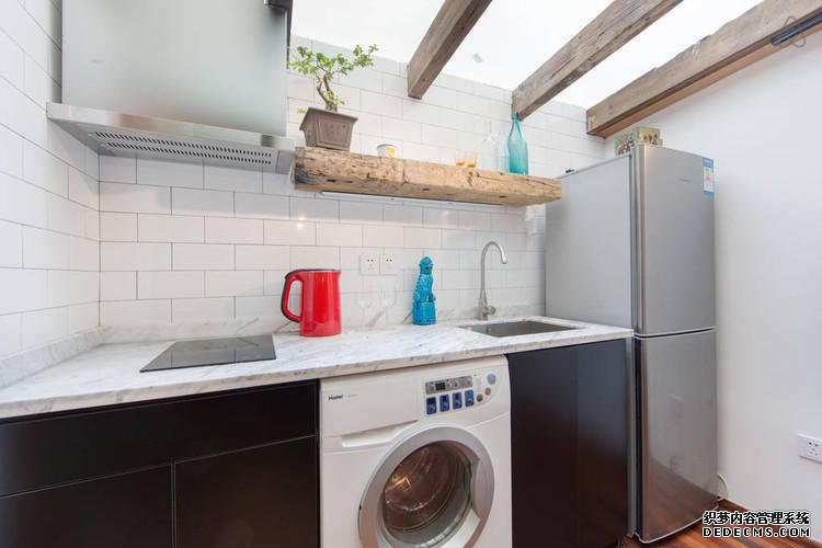  Designer 1BR Lane House Apartment for rent