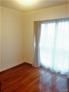  Penthouse for rent in Jingan