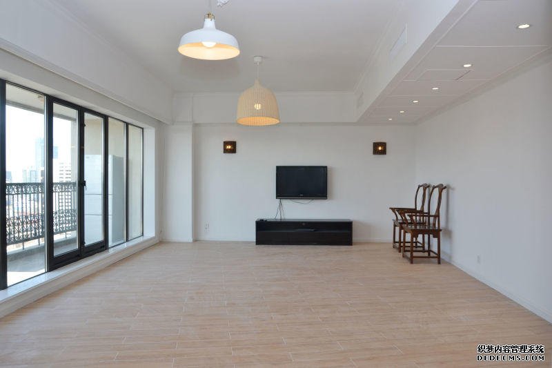  Redesigned 3BR Apartment for rent in Hengshan Road