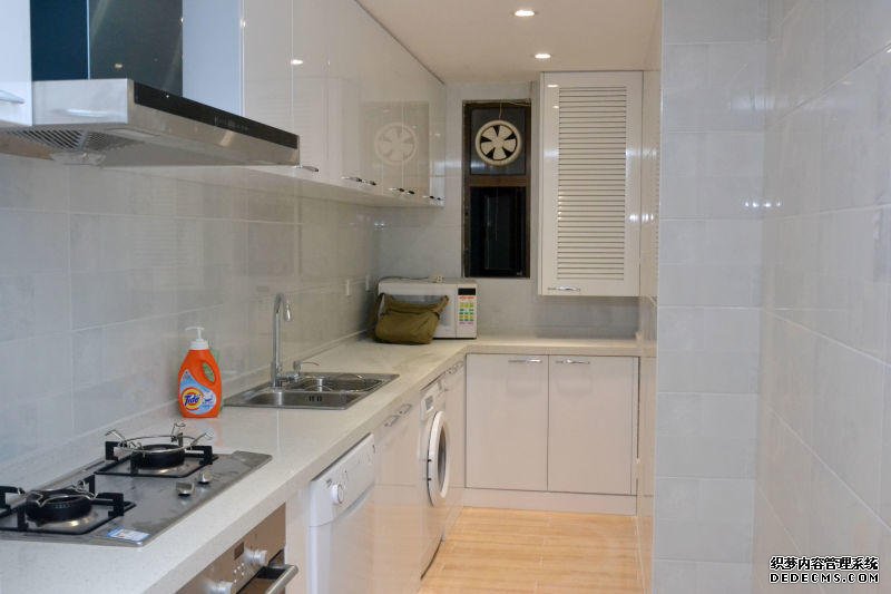  Redesigned 3BR Apartment for rent in Hengshan Road