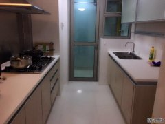  Modern 2BR Apartment in Jingan