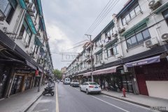  Stylish Converted Loft Apartment in former French Concession