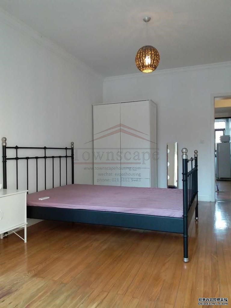  Great Value 2BR Apartment near Jiashan Market
