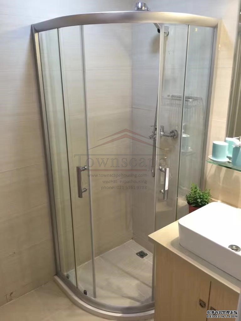  Bright and Modern 2BR Apartment at Laoximen near Xintiandi
