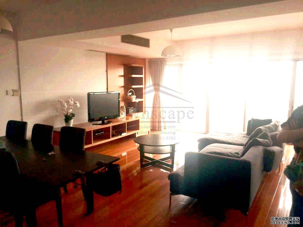  Spacious Condo above Anfu Road