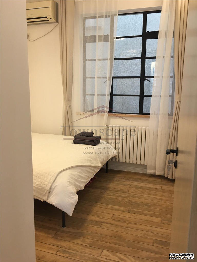  Modernized 1+1BR Apartment beside Shanghai Library