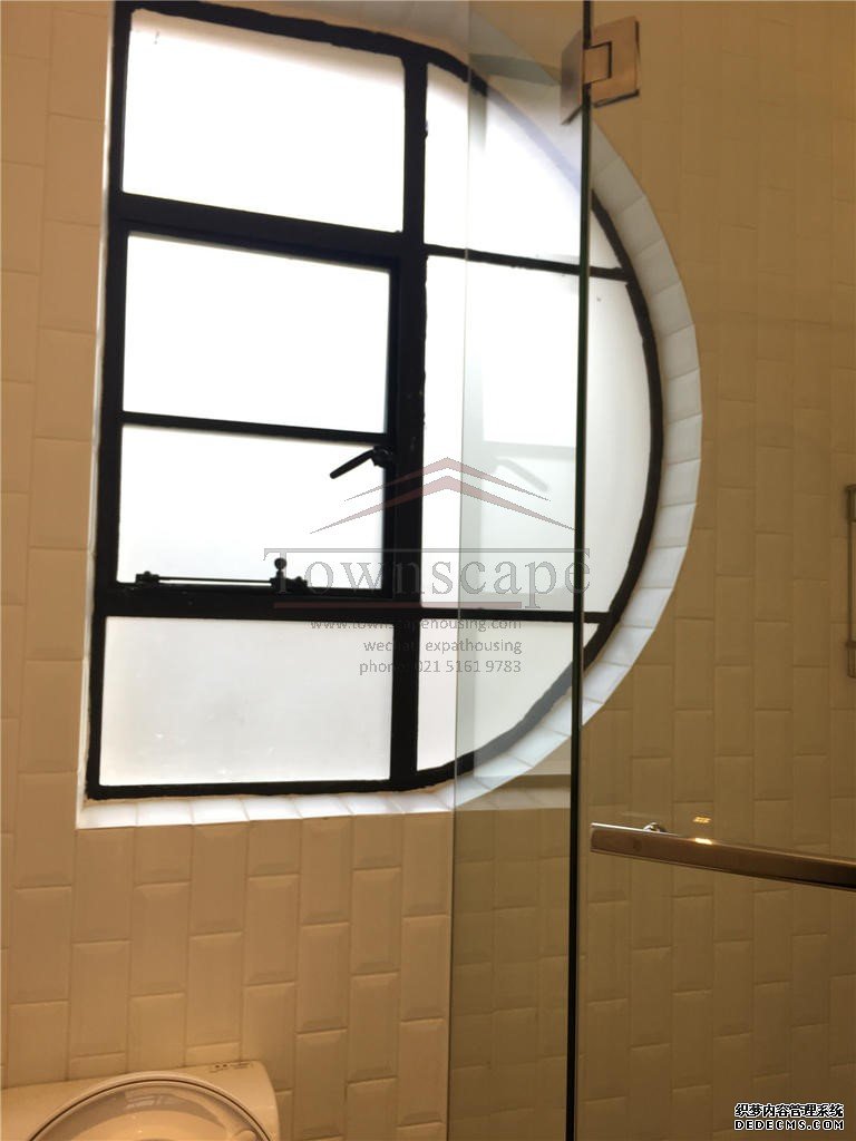  Modernized 1+1BR Apartment beside Shanghai Library