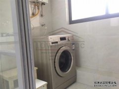  Clean & Bright 2BR Apartment in Jingan