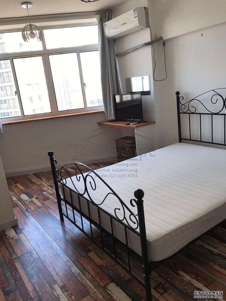  Renovated 1BR Apartment @Culture Square near IAPM