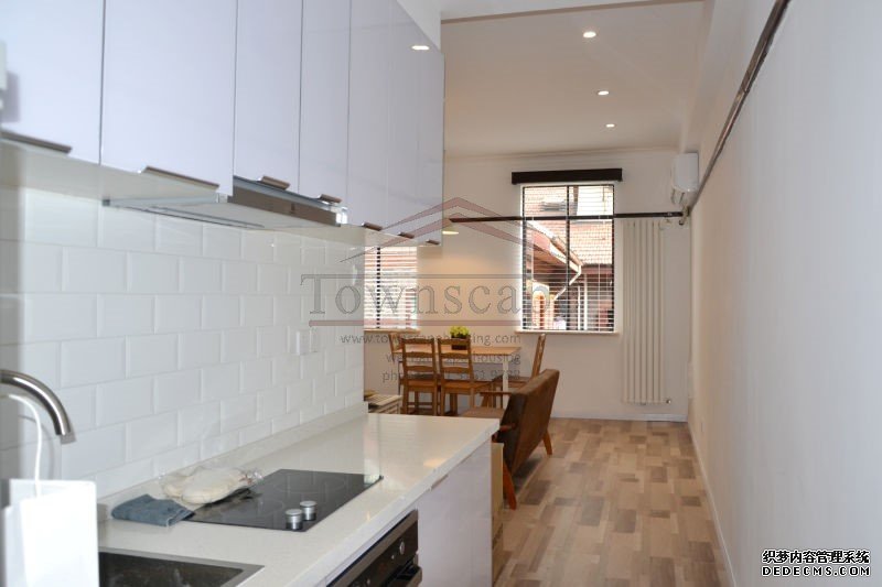  Renovated 1BR Apartment in Xintiandi