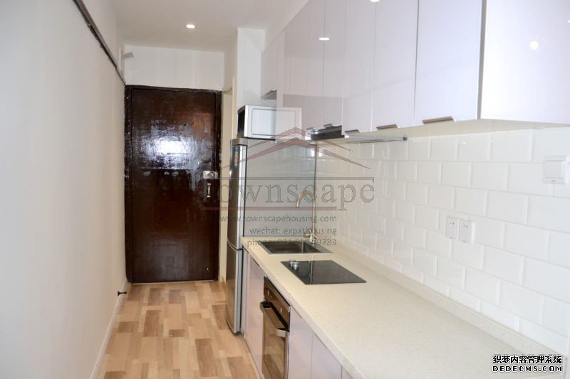  Renovated 1BR Apartment in Xintiandi