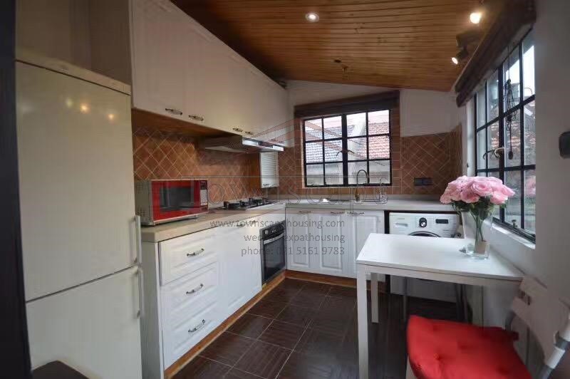  2BR Lane House Flat with Terrace