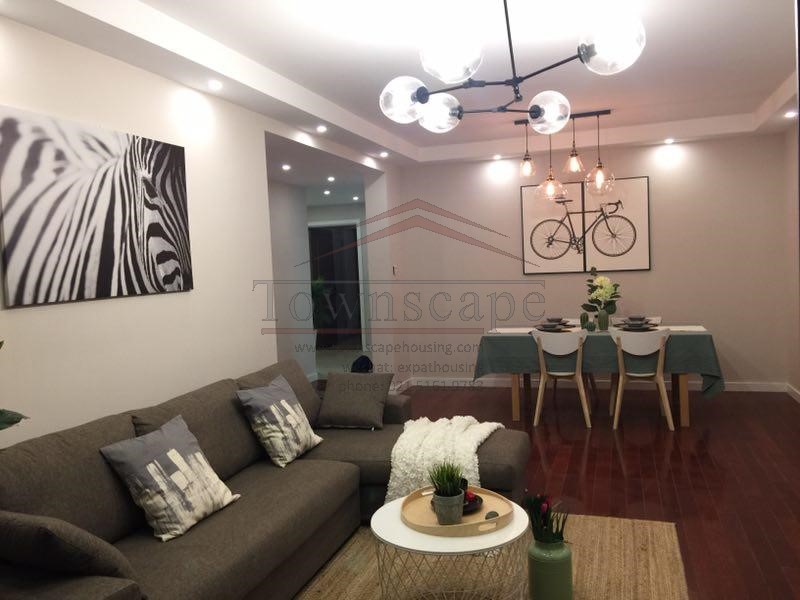 Modern 2BR Apartment w/Heating in Hongkou nr Metro 4 and 10